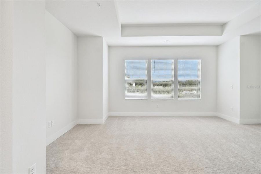 Spacious, unfurnished interior of a new home in Towns at Union, St. Petersburg (Image 29). Spacious, unfurnished interior of a new home in Towns at Union, St. Petersburg (Image 29).