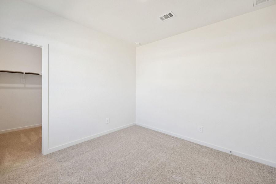 Spacious, unfurnished interior of a new home in Montgomery Bend, Montgomery (Image 17).