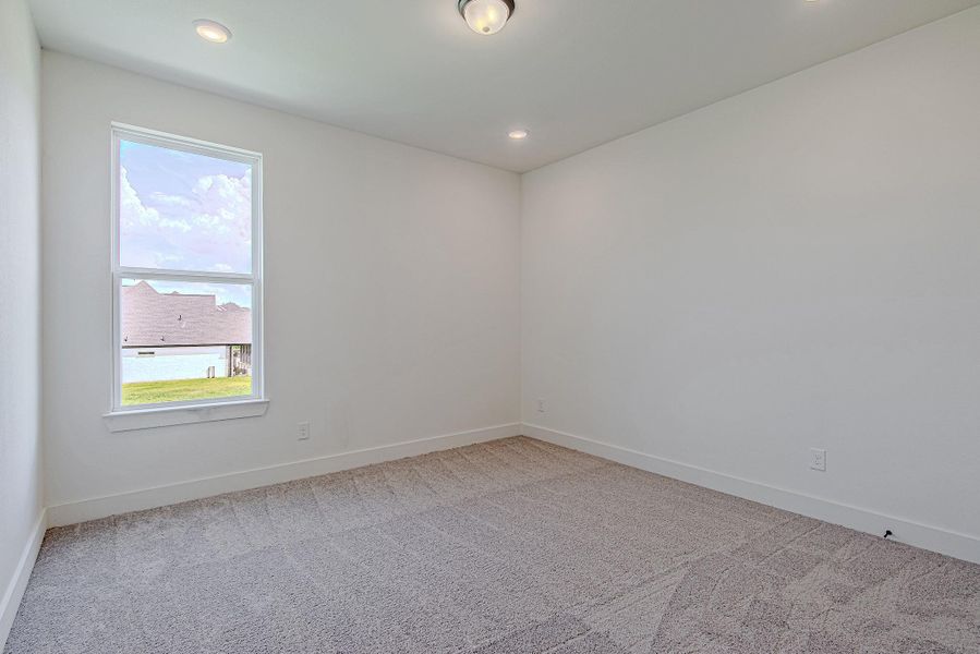 Spacious, unfurnished interior of a new home in WaterStone, Montgomery (Image 31). Spacious, unfurnished interior of a new home in WaterStone, Montgomery (Image 31).