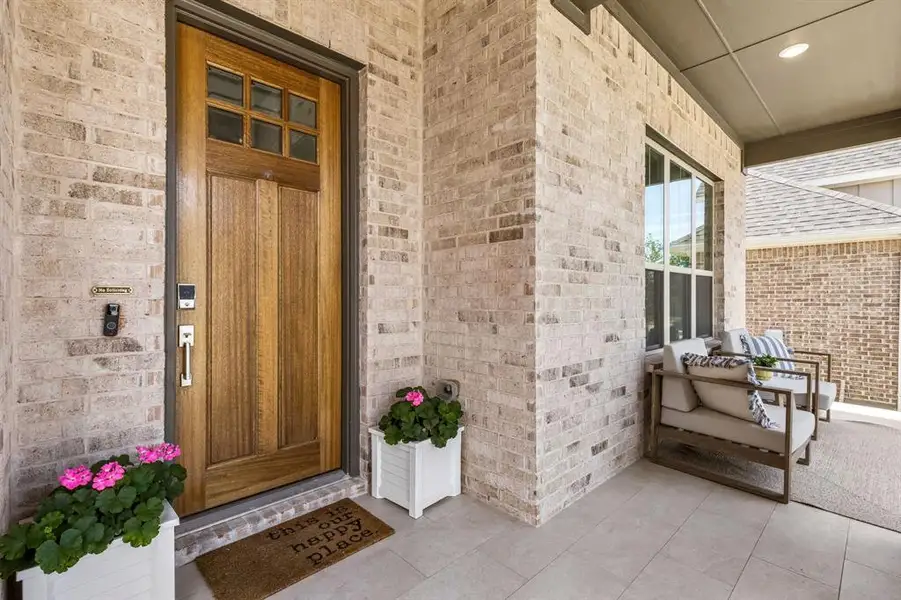 Exterior details and patio area of a home in , McKinney (Image 20).