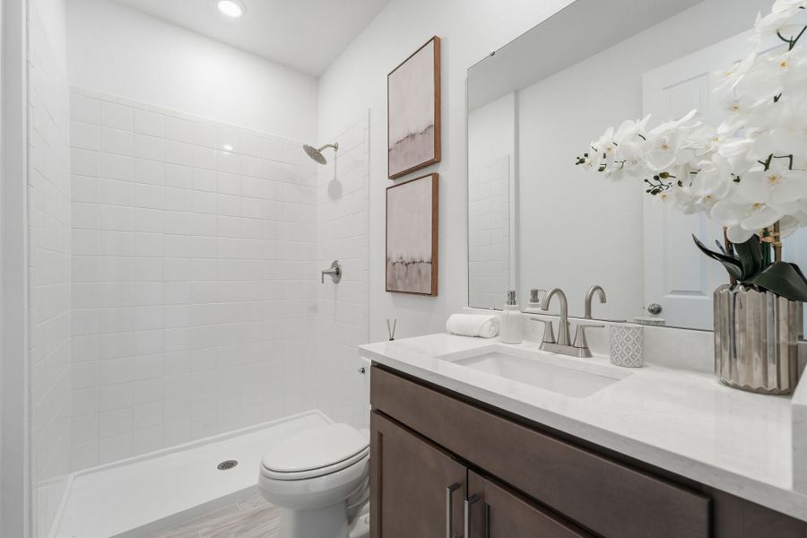 Furnished interior view inside a new home in Country Club Estates, Palm Bay (Image 5).