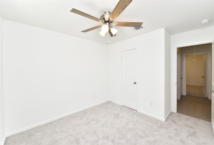 Spacious, unfurnished interior of a new home in Grand Oaks Reserve, Cleveland (Image 20). Spacious, unfurnished interior of a new home in Grand Oaks Reserve, Cleveland (Image 20).