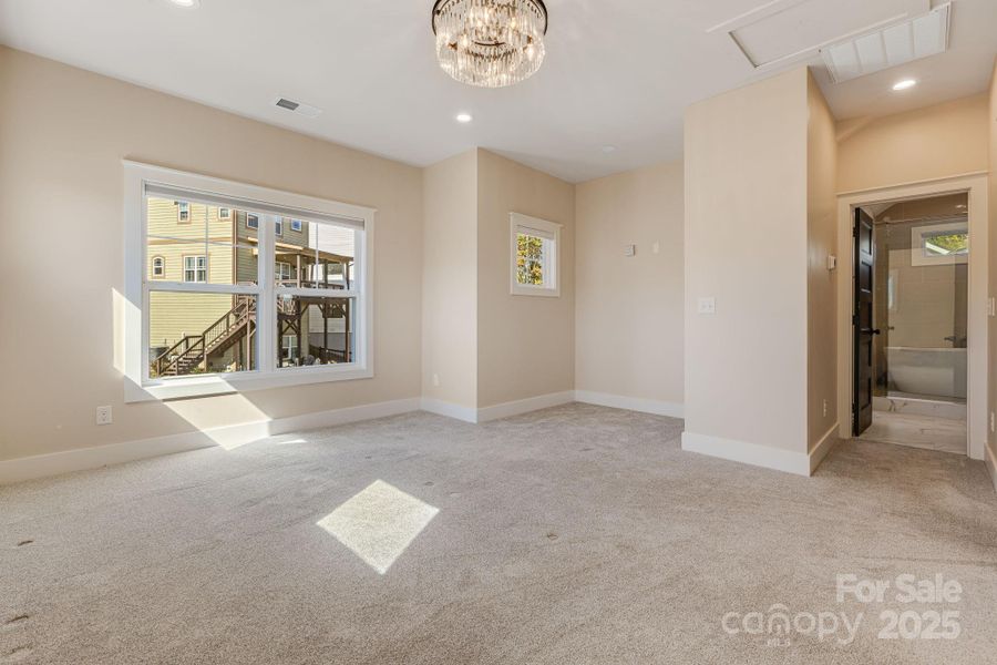 Spacious, unfurnished interior of a new home in , Black Mountain (Image 34).