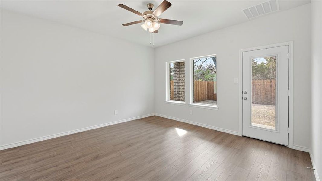 Spacious, unfurnished interior of a new home in Winchester Crossing, Princeton (Image 25). Spacious, unfurnished interior of a new home in Winchester Crossing, Princeton (Image 25).