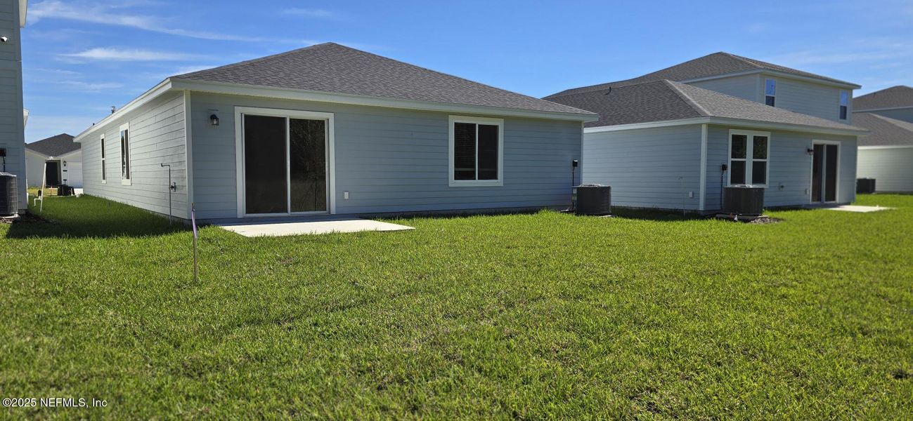 Exterior details and patio area of a home in Kings Preserve, Jacksonville (Image 18). Exterior details and patio area of a home in Kings Preserve, Jacksonville (Image 18).