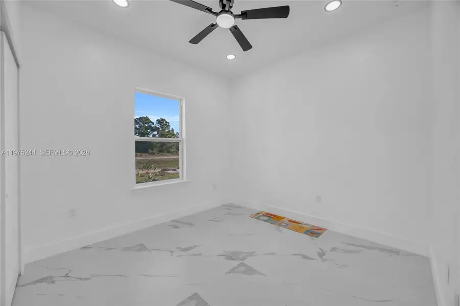 Spacious, unfurnished interior of a new home in , Lehigh Acres (Image 21).