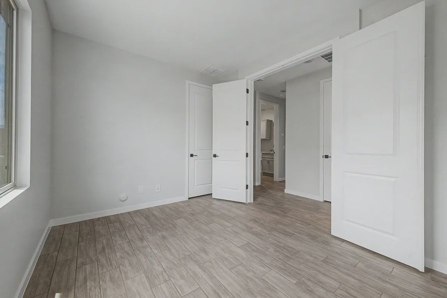 Spacious, unfurnished interior of a new home in Avanti at Granite Vista, Waddell (Image 31).