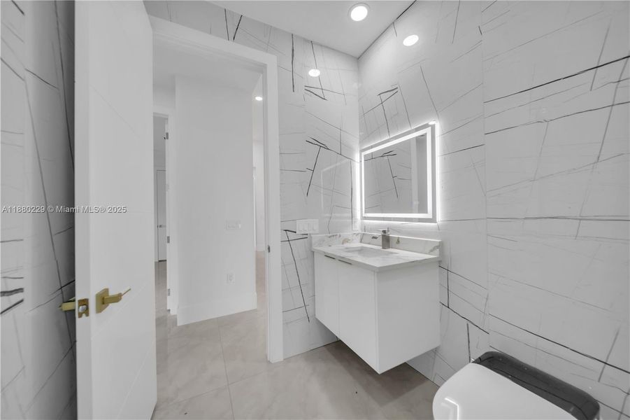 Furnished interior view inside a new home in , Lehigh Acres (Image 1). Furnished interior view inside a new home in , Lehigh Acres (Image 1).