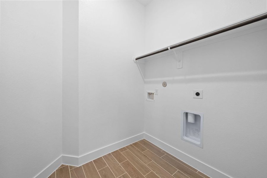 Spacious, unfurnished interior of a new home in Jubilee, Hockley (Image 32).