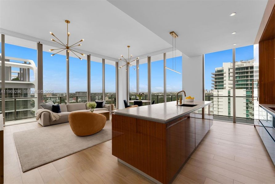 Community amenities in , Miami (Image 33).