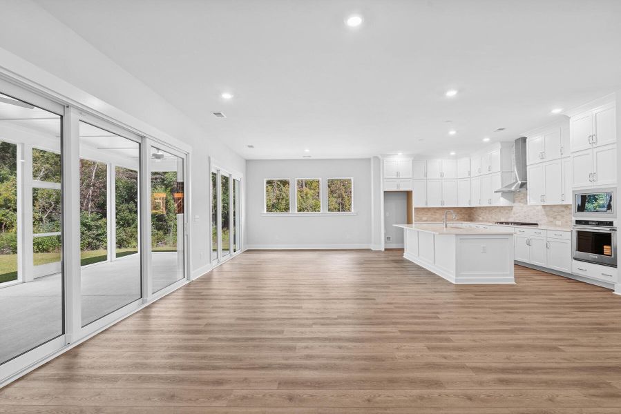 Spacious, unfurnished interior of a new home in Point Hope - Village Collection, Charleston (Image 19).