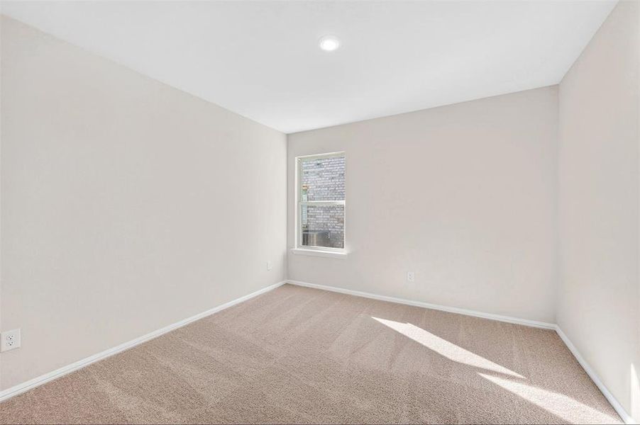 Spacious, unfurnished interior of a new home in Verandah, Royse City (Image 19).