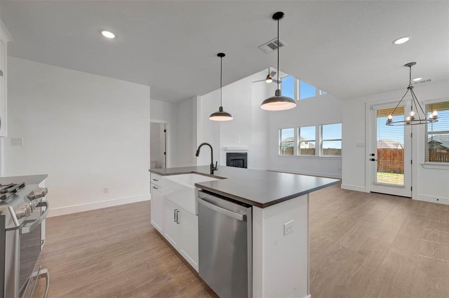 Furnished interior view inside a new home in Timberbrook, Justin (Image 13).