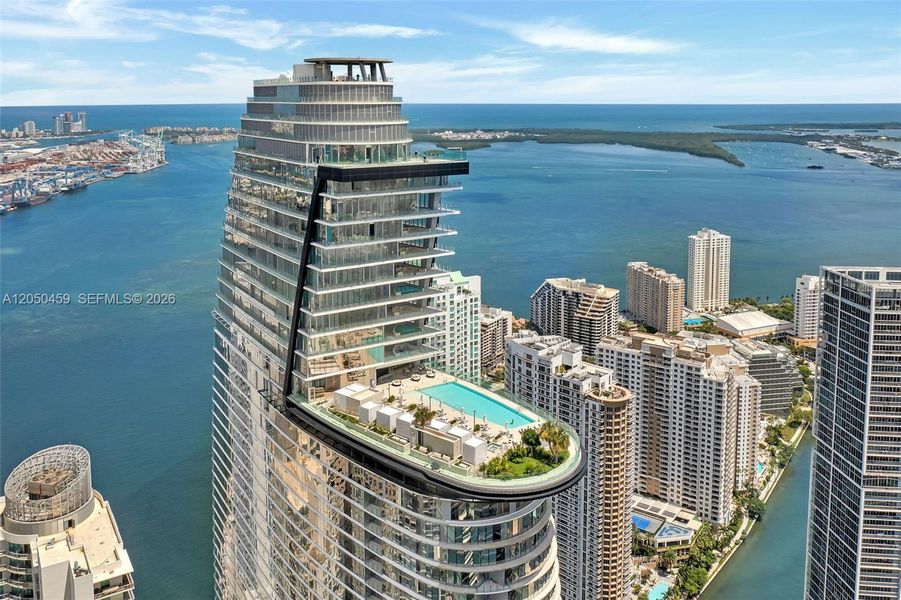 Condo located in Miami, FL showcasing its design and architecture (Image 28). Condo located in Miami, FL showcasing its design and architecture (Image 28).