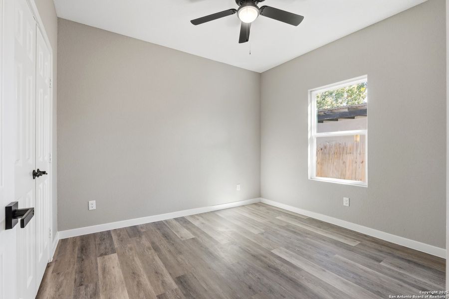 Spacious, unfurnished interior of a new home in , San Antonio (Image 14).