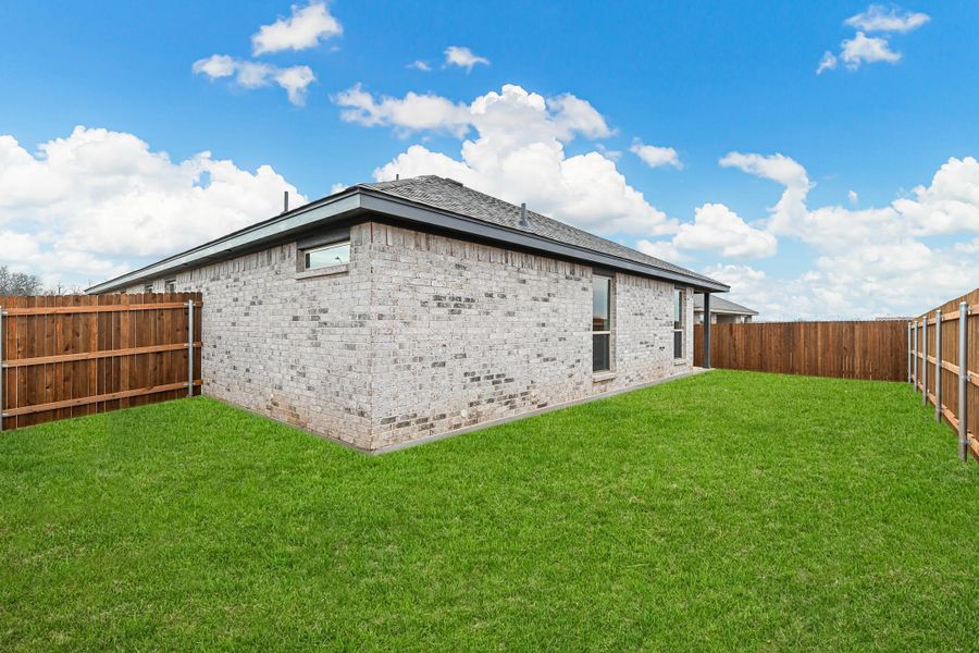 Representative exterior details of a home built from the Sherwood by Cheldan Homes in Craftsmen's Corner, Cleburne (Image 25).