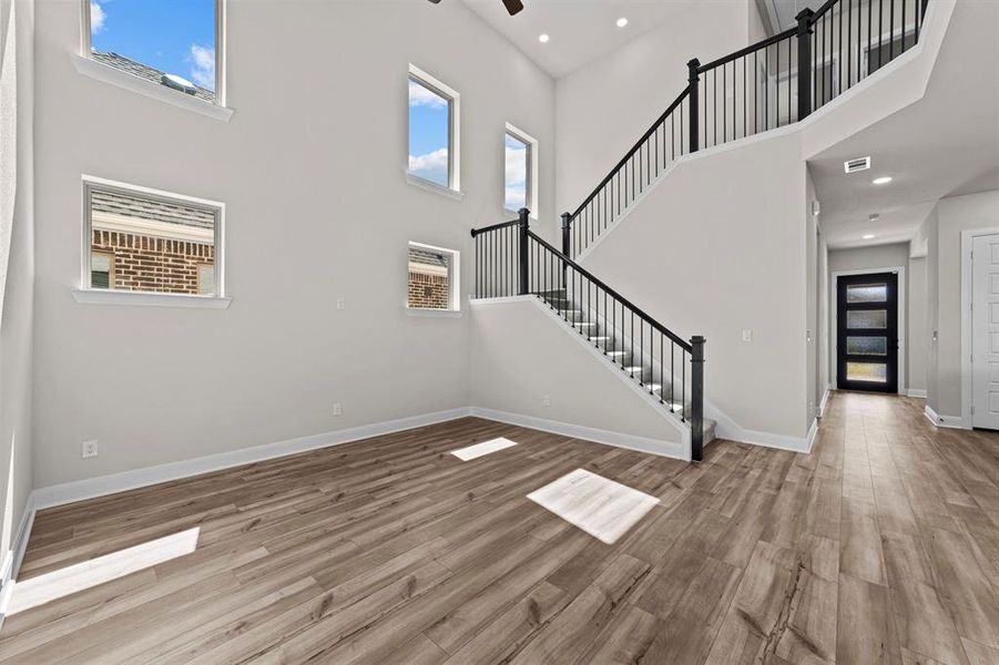 Image 29 of a home in Mantua Point Gardens.