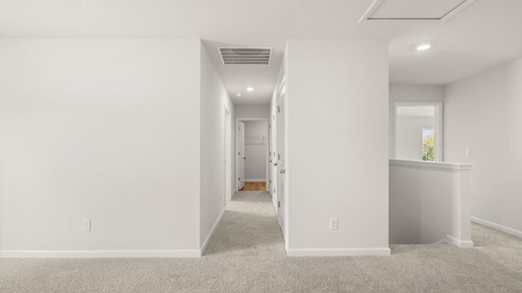 Spacious, unfurnished interior of a new home in Sheffield Highlands, Dallas (Image 16).