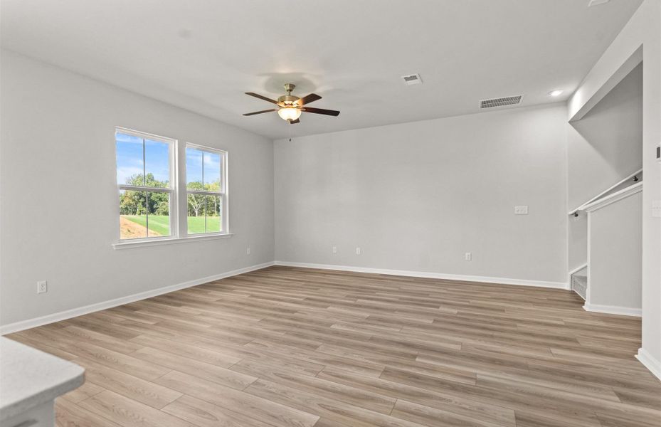 Spacious, unfurnished interior of a new home in Crestview, Spartanburg (Image 17). Spacious, unfurnished interior of a new home in Crestview, Spartanburg (Image 17).