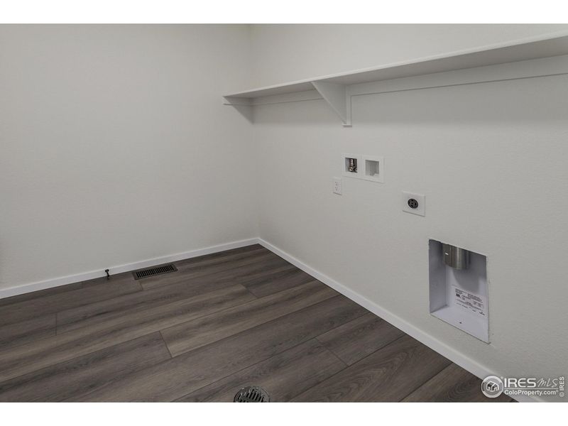 Spacious, unfurnished interior of a new home in Trailside Story Collection - Single Family Homes, Timnath (Image 25). Spacious, unfurnished interior of a new home in Trailside Story Collection - Single Family Homes, Timnath (Image 25).