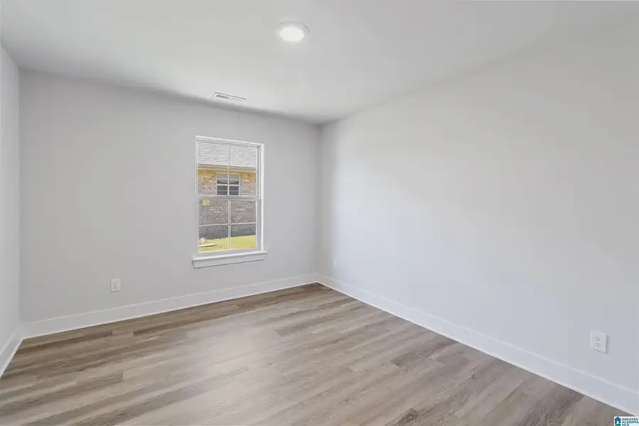 Representative unfurnished interior of a home built from the 3000 by Adams Homes in Hill Country Estates, Dade City (Image 20).
