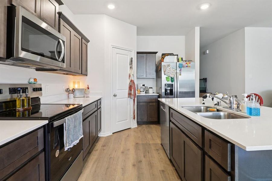 Furnished interior view inside a new home in Creeks at Burnett Trail, Canton (Image 15). Furnished interior view inside a new home in Creeks at Burnett Trail, Canton (Image 15).