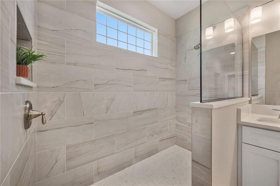 Close-up of interior finishes inside a home in , Mulberry (Image 22).