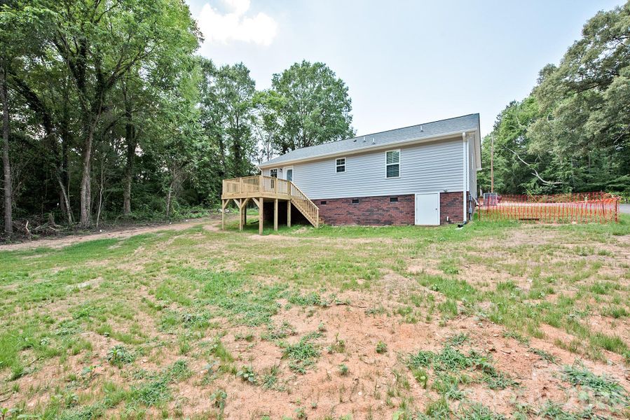 Exterior details and patio area of a home in , Kannapolis (Image 17).