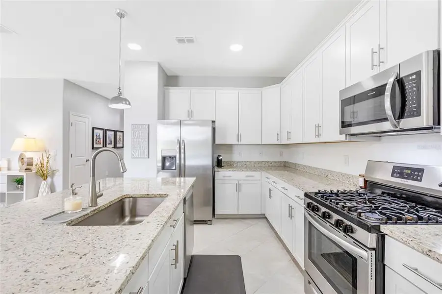 Furnished interior view inside a new home in , Bradenton (Image 10).