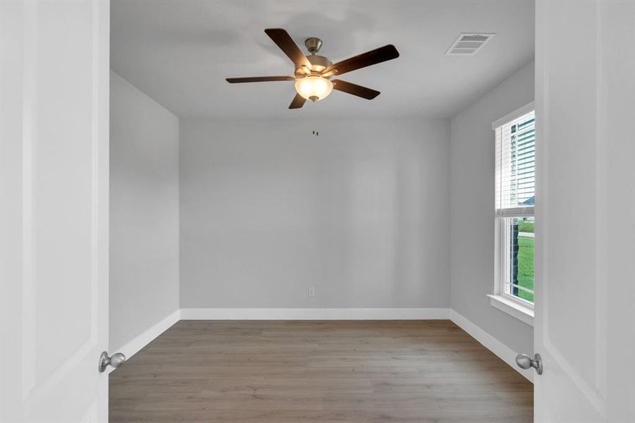 Spacious, unfurnished interior of a new home in Ten Mile Creek Estates, DeSoto (Image 24). Spacious, unfurnished interior of a new home in Ten Mile Creek Estates, DeSoto (Image 24).