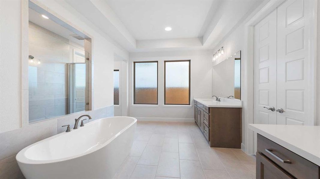 Furnished interior view inside a new home in Myrtle Creek 71', Waxahachie (Image 5). Furnished interior view inside a new home in Myrtle Creek 71', Waxahachie (Image 5).