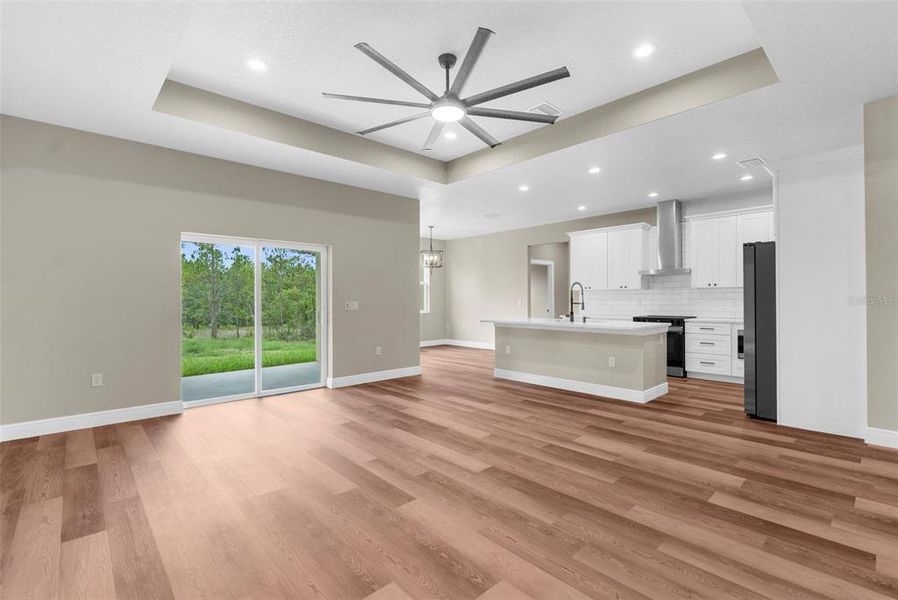 Spacious, unfurnished interior of a new home in , Weeki Wachee (Image 31).