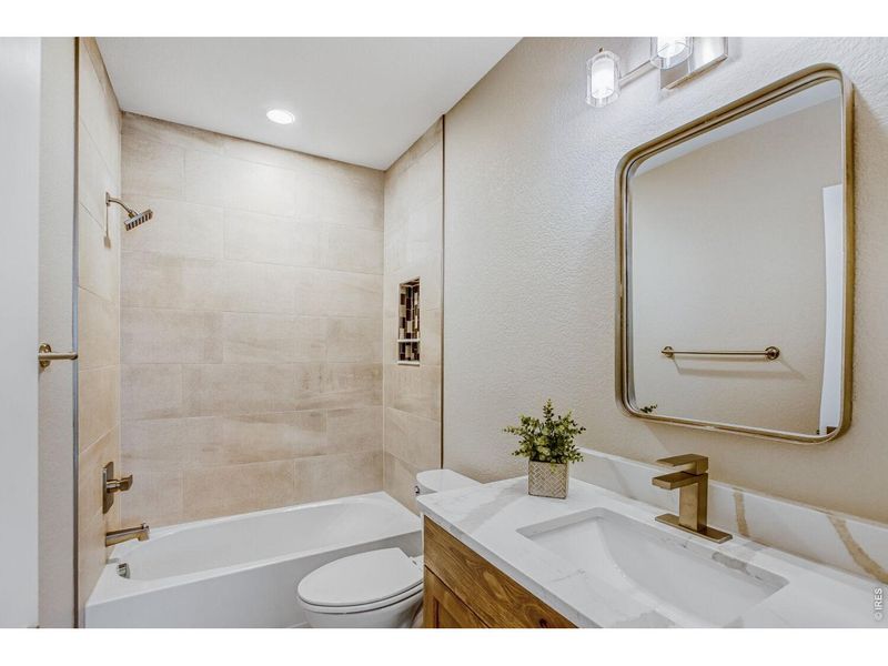 Furnished interior view inside a new home in , Berthoud (Image 30).