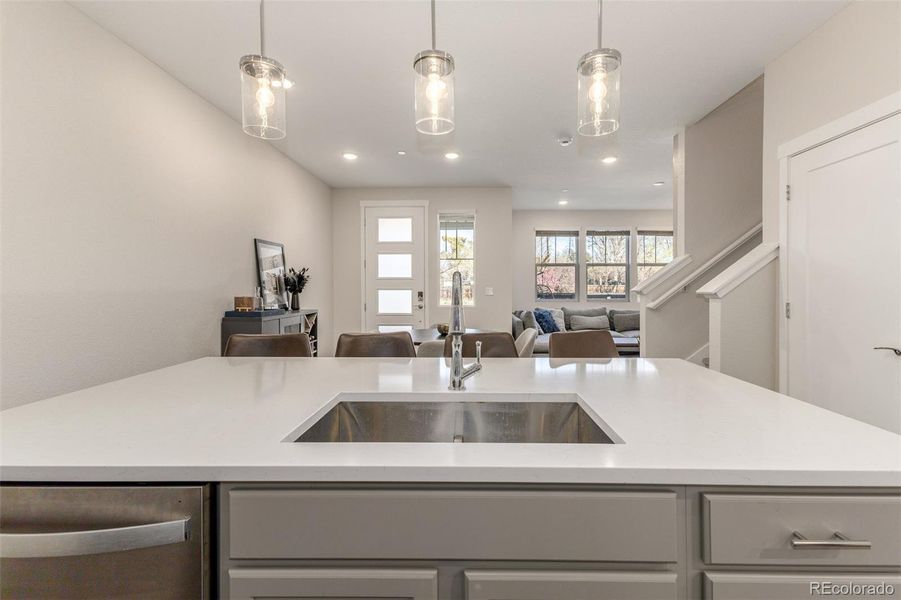 Quartz Counters Quartz Counters