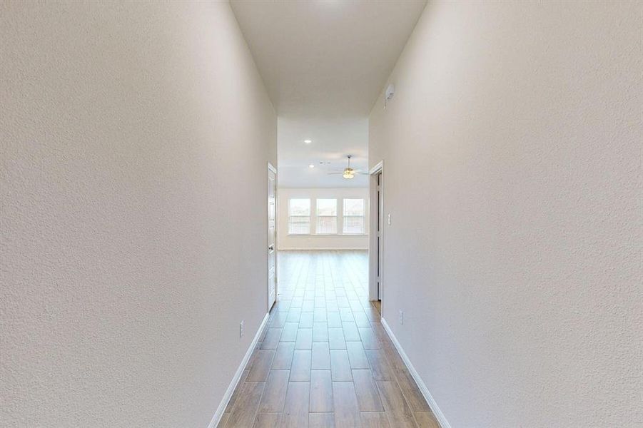 Spacious, unfurnished interior of a new home in Sanderos, Fort Worth (Image 16). Spacious, unfurnished interior of a new home in Sanderos, Fort Worth (Image 16).
