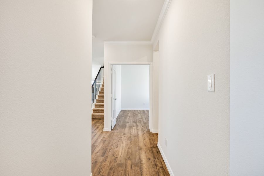 Spacious, unfurnished interior of a new home in Elevon, Lavon (Image 16).