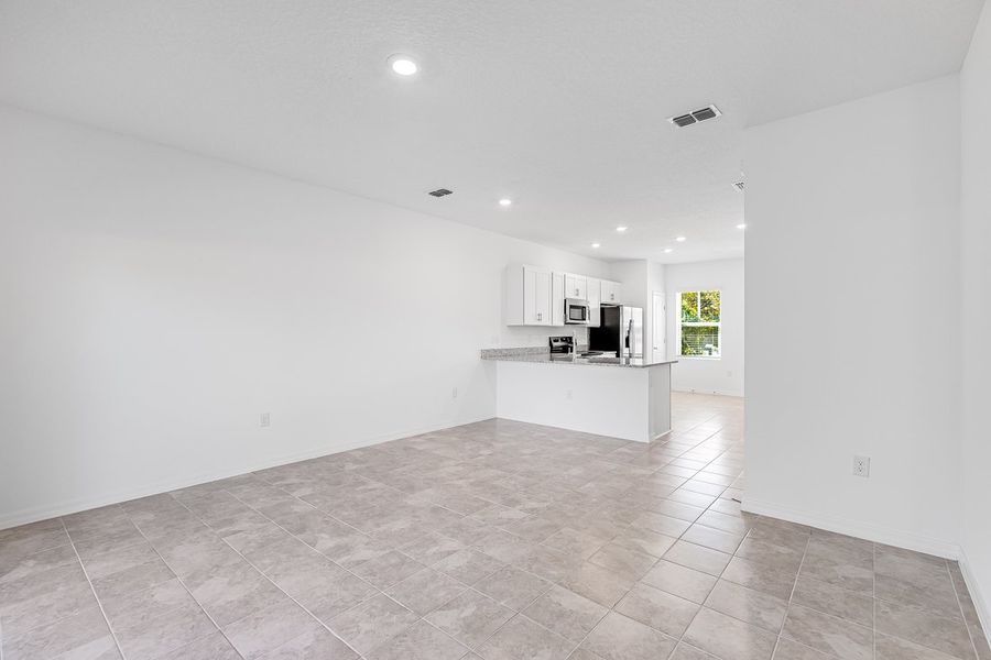 Spacious, unfurnished interior of a new home in Sabal Terrace, Jacksonville (Image 24). Spacious, unfurnished interior of a new home in Sabal Terrace, Jacksonville (Image 24).