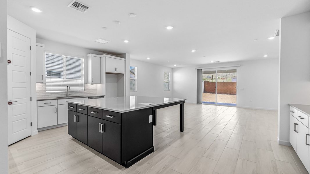 Furnished interior view inside a new home in Prada, Phoenix (Image 13). Furnished interior view inside a new home in Prada, Phoenix (Image 13).