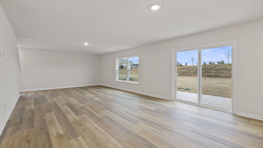 Spacious, unfurnished interior of a new home in Bentley Park, Greenwood (Image 17).