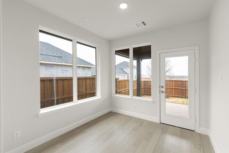 Representative unfurnished interior of a home built from the Campion by Pacesetter Homes in La Terra at Uptown Celina, Celina (Image 22).