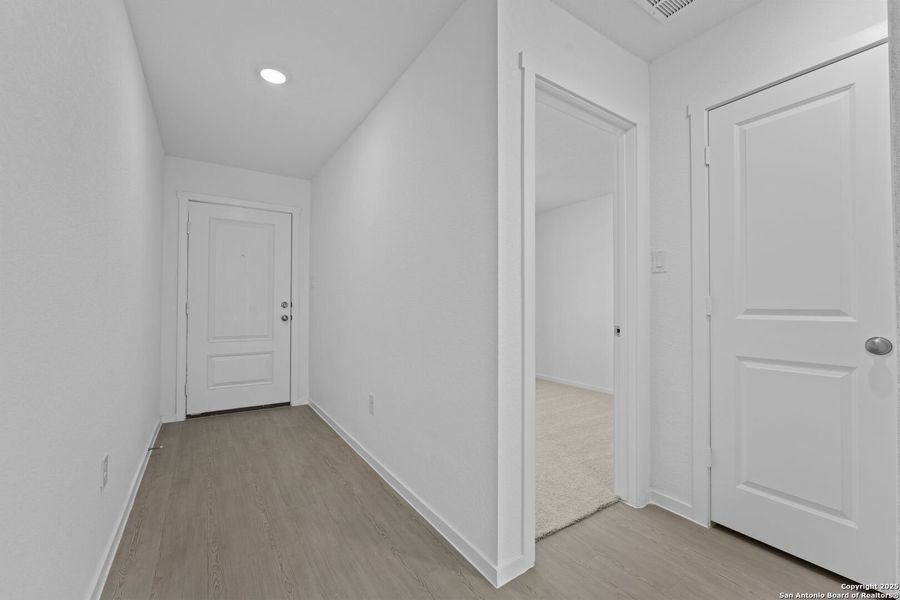 Spacious, unfurnished interior of a new home in Torian Village: Watermill Collection, San Antonio (Image 11). Spacious, unfurnished interior of a new home in Torian Village: Watermill Collection, San Antonio (Image 11).