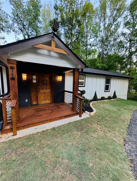 Exterior details and patio area of a home in , Conyers (Image 21).