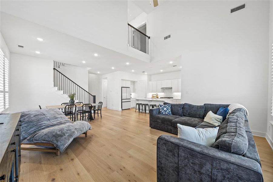 Furnished interior view inside a new home in Thompson Farms: 50ft. lots, Van Alstyne (Image 8). Furnished interior view inside a new home in Thompson Farms: 50ft. lots, Van Alstyne (Image 8).