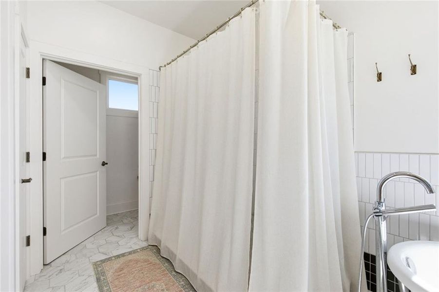 Image 67 of a home in .