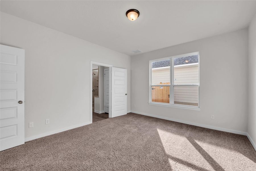 Spacious, unfurnished interior of a new home in Eastern Wells, Jarrell (Image 33).