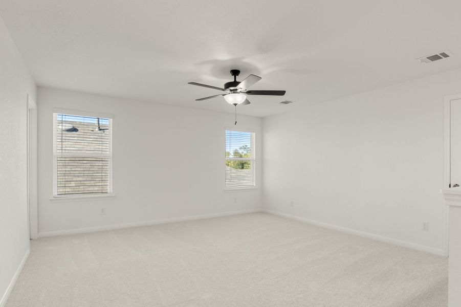 Spacious, unfurnished interior of a new home in Orchard Ridge, Liberty Hill (Image 44).