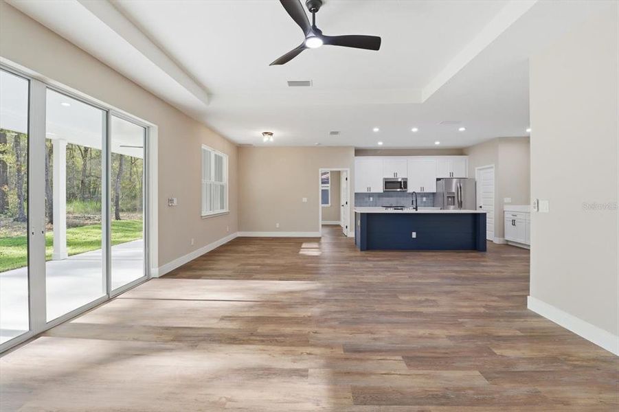 Spacious, unfurnished interior of a new home in , Dunnellon (Image 27).