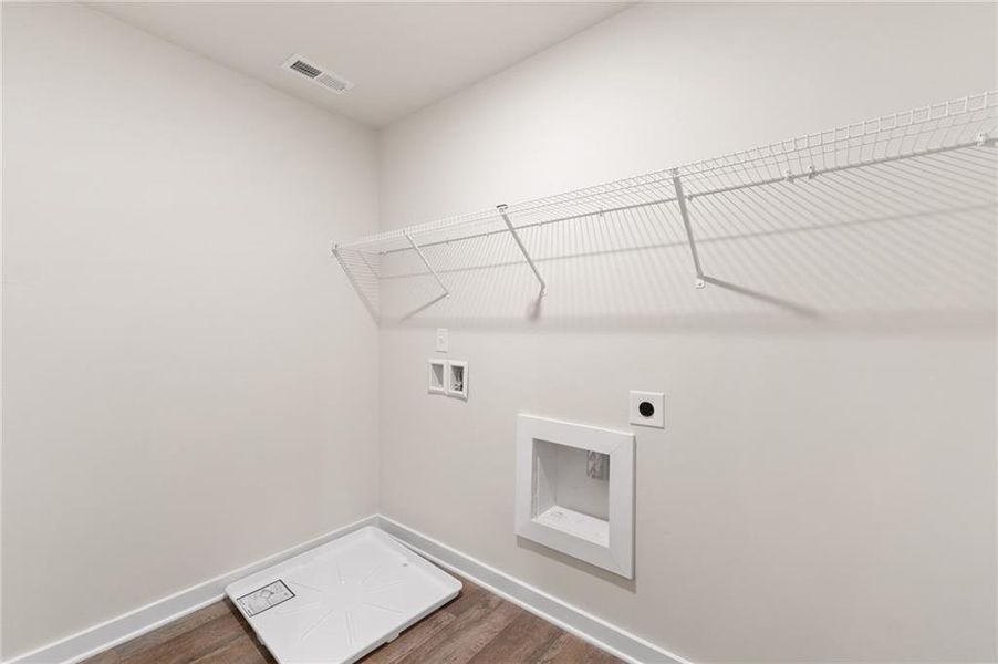 Spacious, unfurnished interior of a new home in Southern Hills, McDonough (Image 26). Spacious, unfurnished interior of a new home in Southern Hills, McDonough (Image 26).