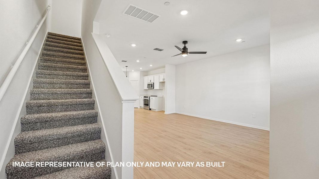 Spacious, unfurnished interior of a new home in Avery Centre, Round Rock (Image 12).