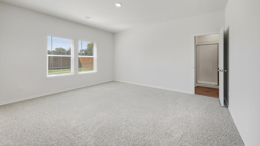 Spacious, unfurnished interior of a new home in Riverfield, Josephine (Image 11).